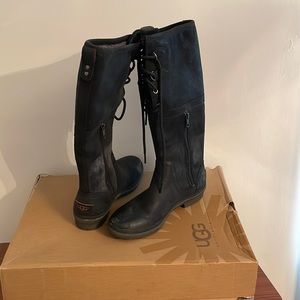 UGG W ELSA BLACK BOOT